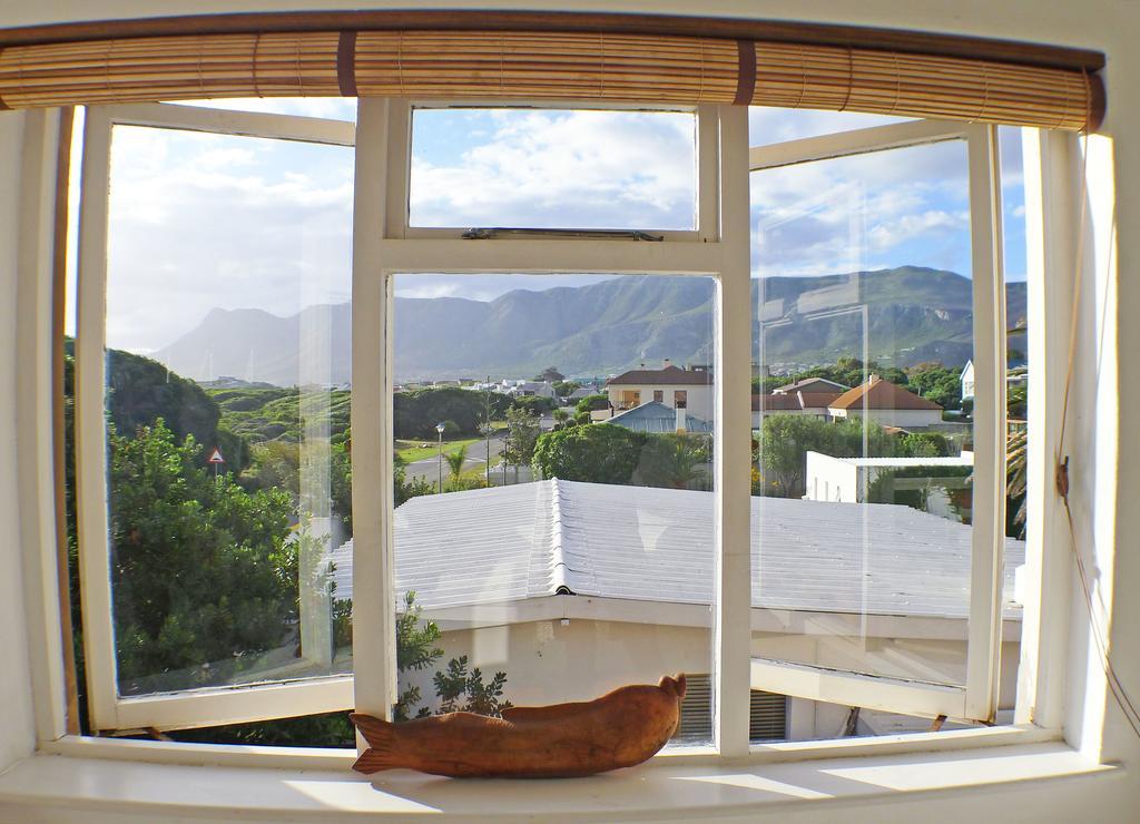 Bamboo Beach Seaside House Hotel Hermanus Exterior photo