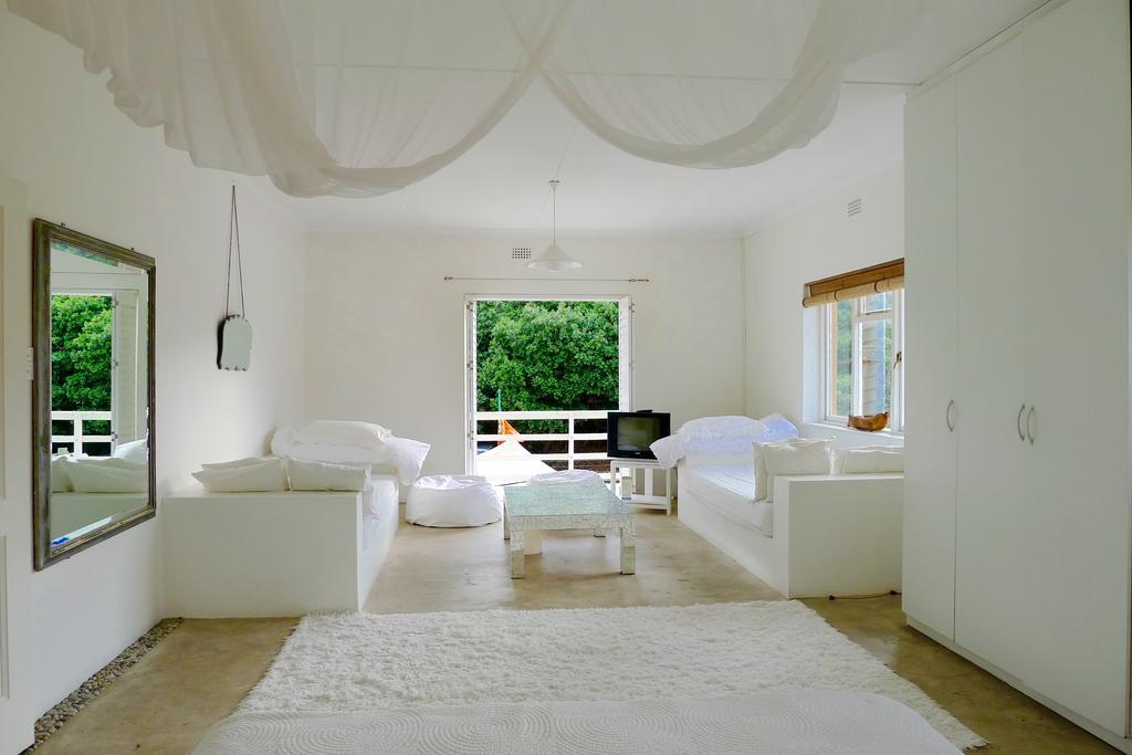 Bamboo Beach Seaside House Hotel Hermanus Exterior photo