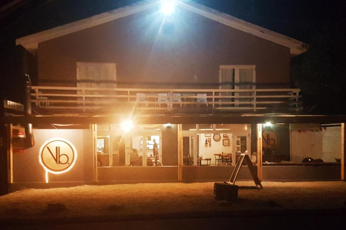 Bamboo Beach Seaside House Hotel Hermanus Exterior photo