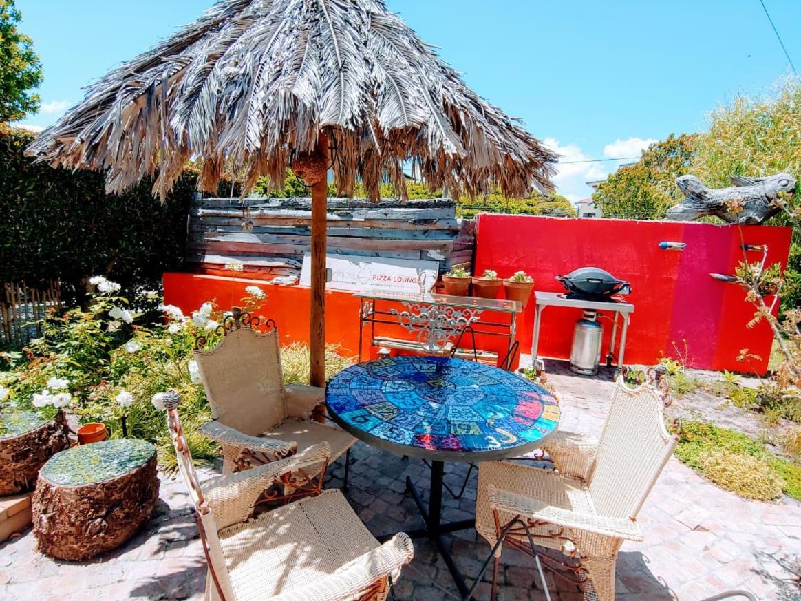 Bamboo Beach Seaside House Hotel Hermanus Exterior photo